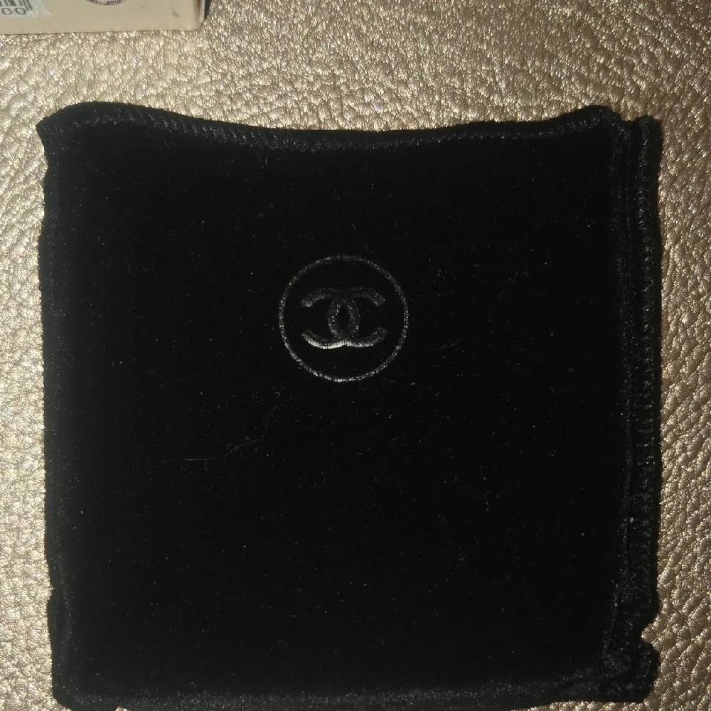 CHANEL Les Beiges Natural Eyeshadow Palette - Picture 3 of 6
